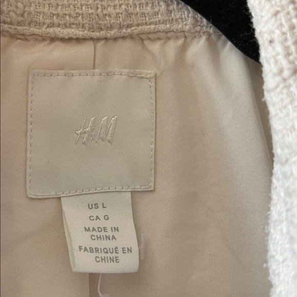 H&M Pearl Collar Shacket - Picture 3 of 8